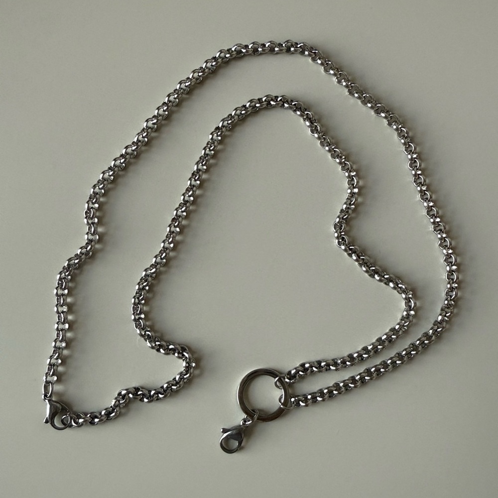 Silver Chain Necklace with Pendant clasp